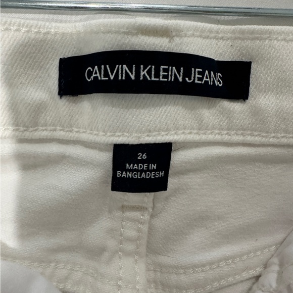 Calvin Klein White Denim Mini Skirt High Rise Frayed Hem Summer | Size 26 - Picture 13 of 13